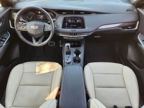 Used 2019 Cadillac XT4 Sport image 27