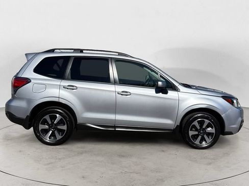 Used 2018 Subaru Forester 2.5i Premium w/ Protection Package #3A AWD/4WD image 6