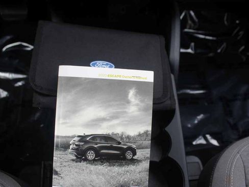 Used 2020 Ford Escape SE AWD/4WD image 24
