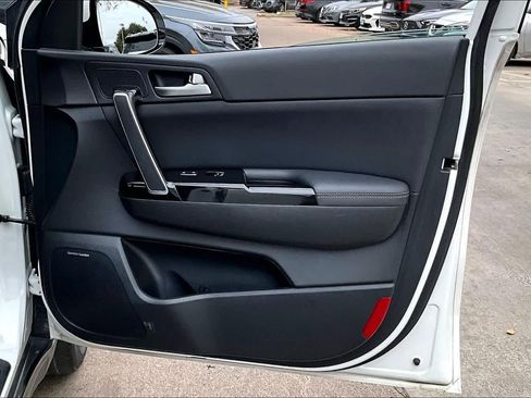 Used 2021 Kia Sportage SX image 23