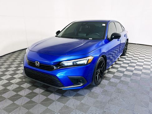 Used 2023 Honda Civic Sport image 7