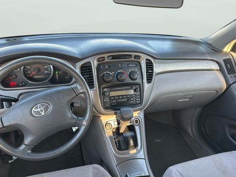 Used 2002 Toyota Highlander 2WD V6 image 15