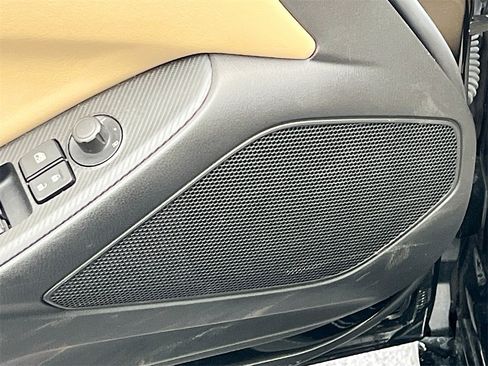 Used 2017 MAZDA MX-5 Miata RF Grand Touring image 32