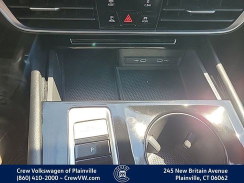 Certified 2024 Volkswagen Atlas Cross Sport SE AWD/4WD image 8