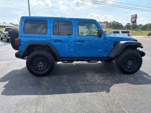 Used 2023 Jeep Wrangler Unlimited Sport AWD/4WD image 10