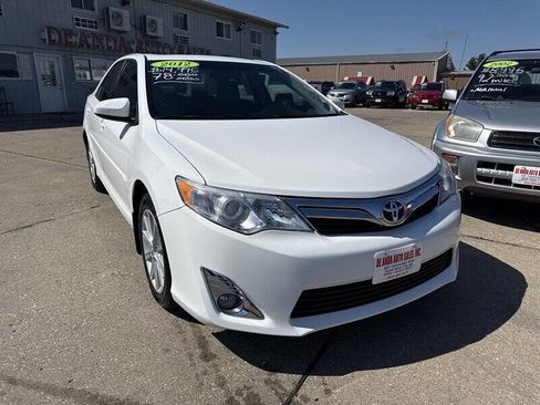Used 2012 Toyota Camry XLE image 11