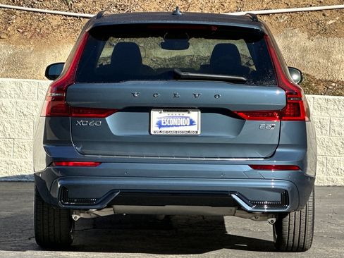 New 2026 Volvo XC60 B5 Plus w/ Climate Package AWD/4WD image 5