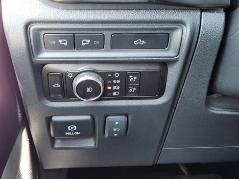 Used 2023 Ford F150 Lariat w/ Equipment Group 502A High AWD/4WD image 17