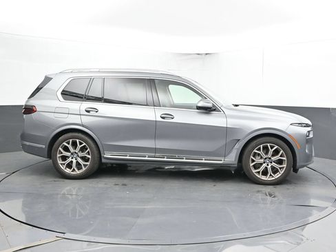 Used 2026 BMW X7 xDrive40i AWD/4WD image 4