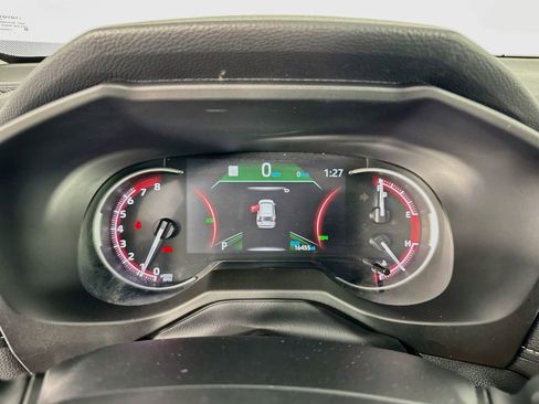 Used 2025 Toyota RAV4 XLE Premium AWD/4WD image 18