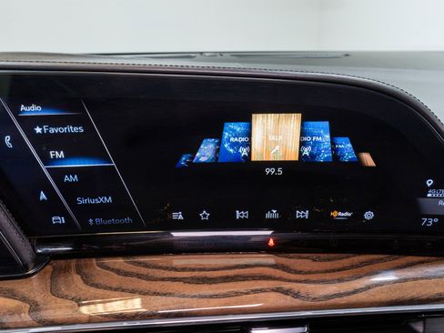 Used 2021 Cadillac Escalade ESV Sport Platinum AWD/4WD image 20