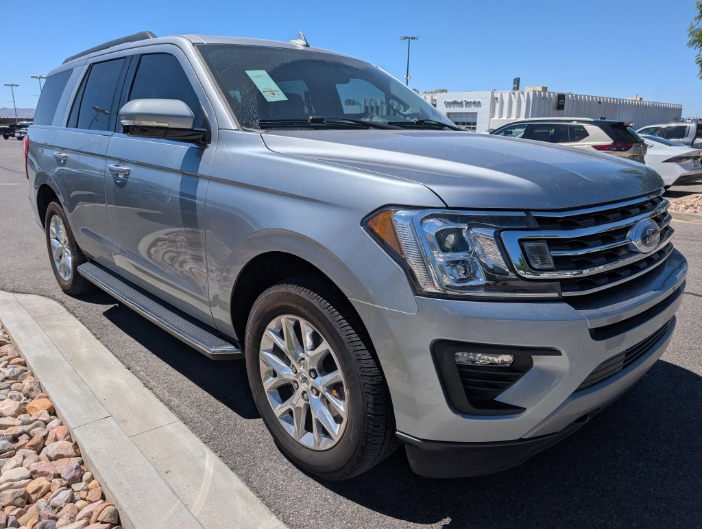 Used 2021 Ford Expedition XLT AWD/4WD image 4
