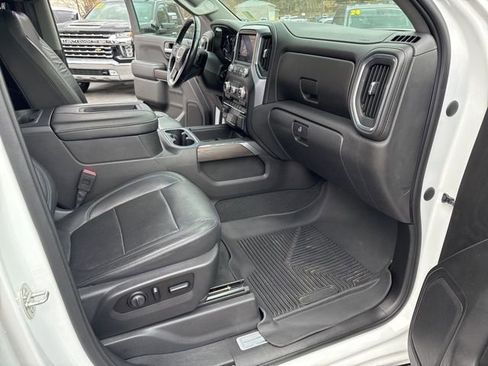 Used 2020 GMC Sierra 1500 SLT w/ SLT Premium Package image 28