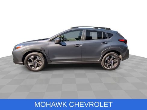 Used 2024 Subaru Crosstrek 2.0i Premium AWD/4WD image 5