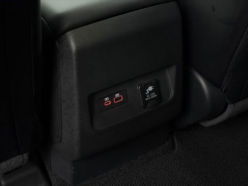 Certified 2024 Nissan Frontier SL w/ Technology Package image 24