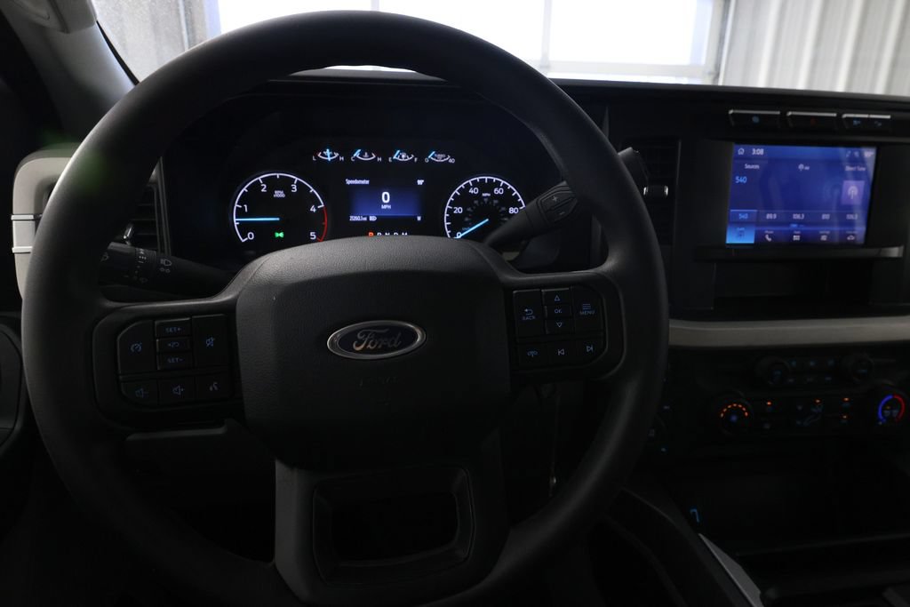 Used 2024 Ford F250 XLT w/ FX4 Off-Road Package AWD/4WD image 15