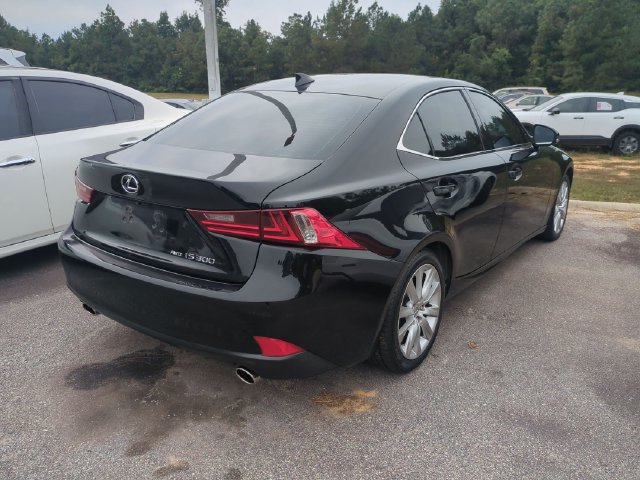 Used 2016 Lexus IS 300 AWD image 2