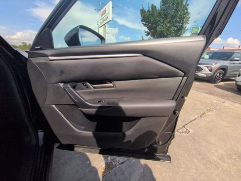 Used 2025 MAZDA CX-50 AWD 2.5 S w/ Premium Package image 32