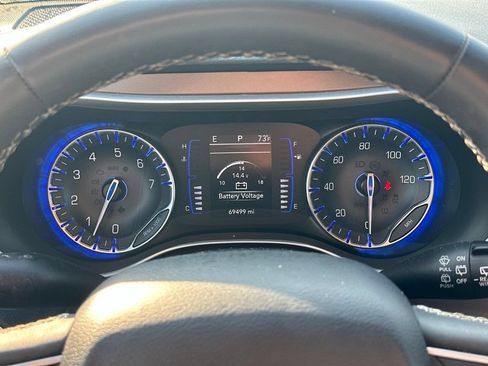 Used 2023 Chrysler Voyager LX FWD image 27