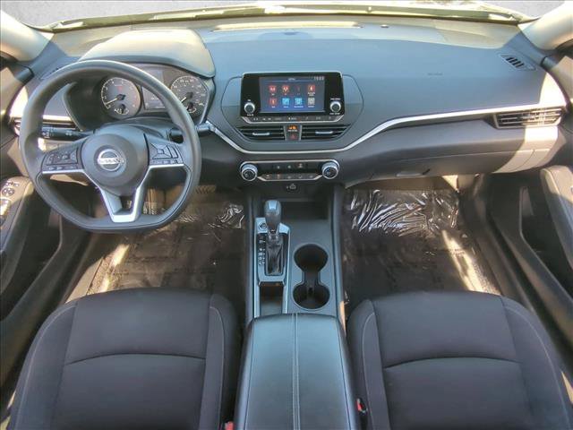 Used 2022 Nissan Altima 2.5 S FWD image 16