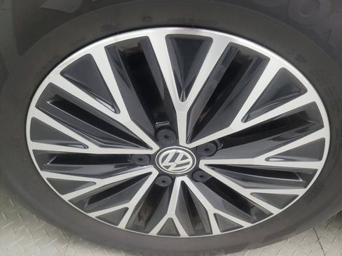 Used 2019 Volkswagen Jetta SEL FWD image 31
