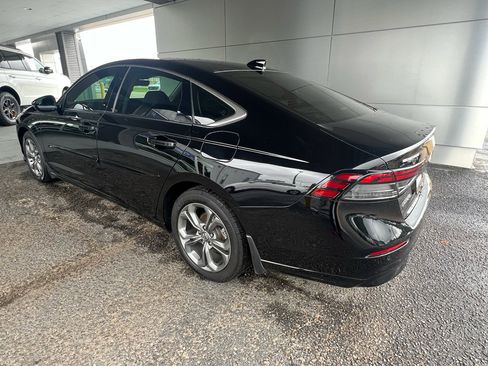 Used 2024 Honda Accord EX-L image 7