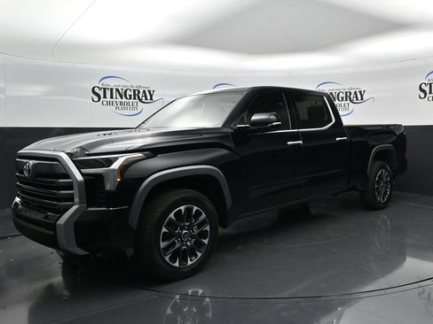 Used 2024 Toyota Tundra Limited w/ Power Package AWD/4WD image 3