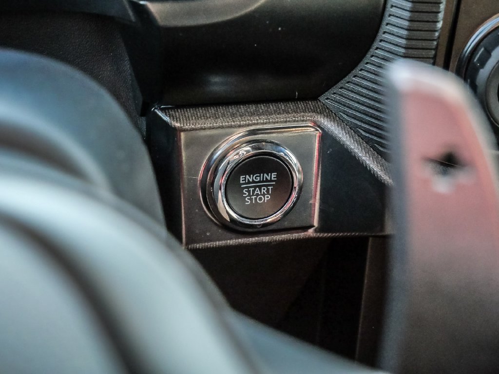 Used 2025 Ford F150 Raptor AWD/4WD image 45