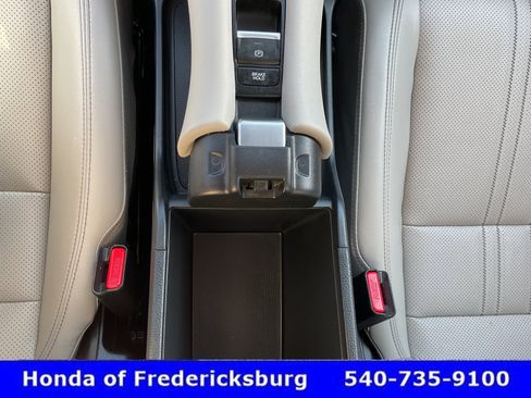 Certified 2024 Honda HR-V EX-L image 39