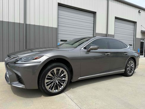 Used 2018 Lexus LS 500 Luxury w/ Luxury Package image 12