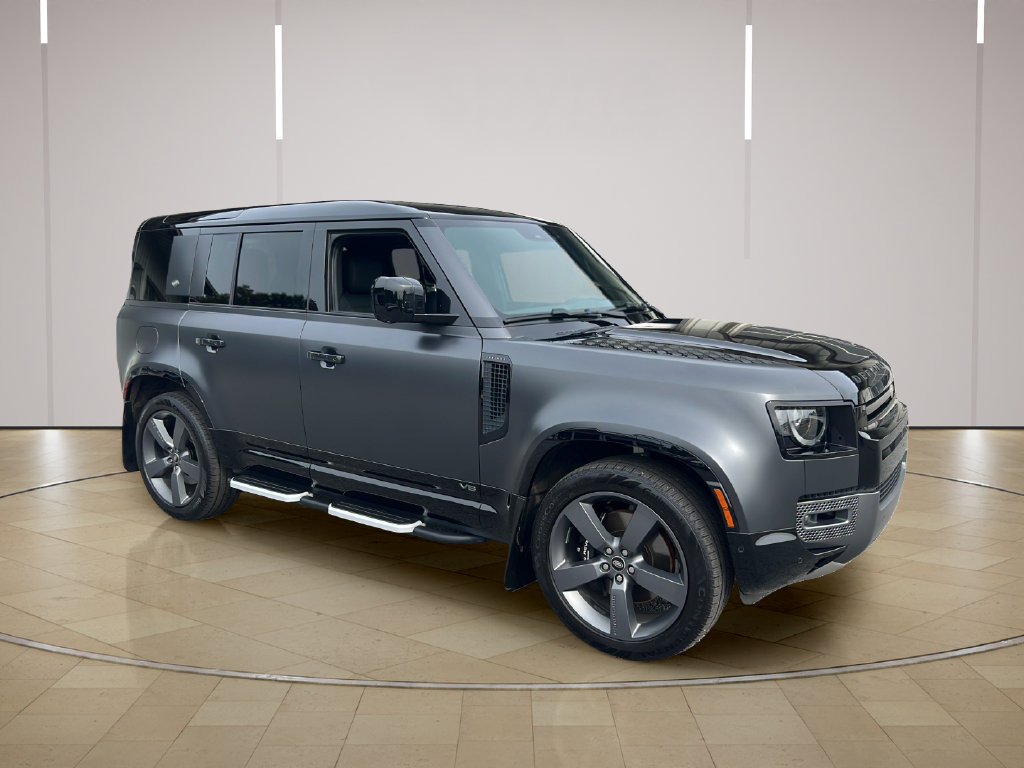 Used 2023 Land Rover Defender 110 AWD/4WD image 9