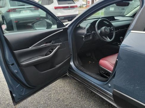 Used 2025 MAZDA CX-30 AWD 2.5 S w/ Preferred Package image 3
