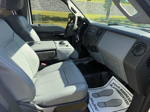 Used 2016 Ford F250 XL w/ Power Equipment Group AWD/4WD image 14