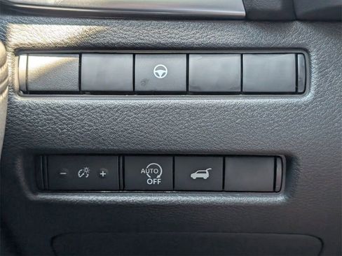 New 2026 Nissan Rogue SV FWD image 25