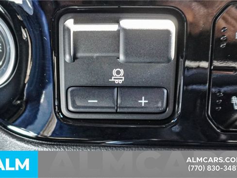 Used 2025 Chevrolet Silverado 1500 LT Trail Boss image 46