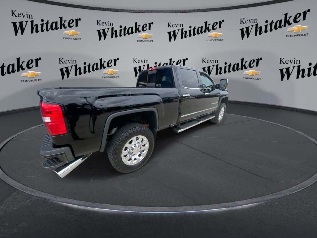 Certified 2015 GMC Sierra 2500 Denali w/ Duramax Plus Package AWD/4WD image 8