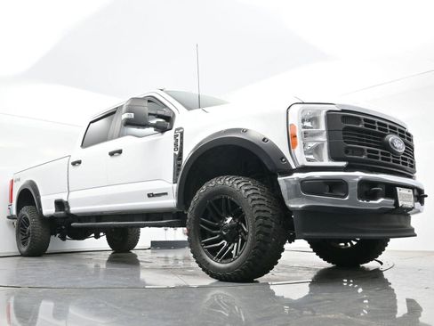 Used 2023 Ford F350 XL w/ XL Driver Assist Package AWD/4WD image 41