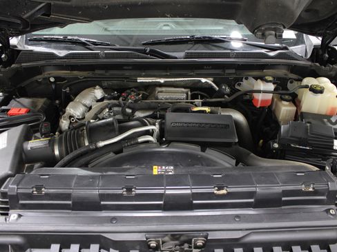 Used 2021 GMC Sierra 2500 SLT w/ SLT Preferred Package AWD/4WD image 38