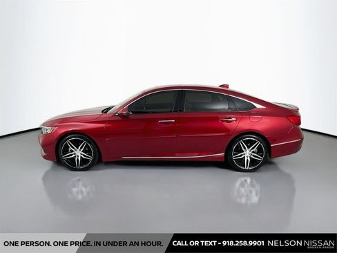 Used 2021 Honda Accord Touring image 8