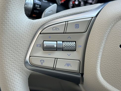 New 2026 Genesis G70 2.5T Prestige image 34