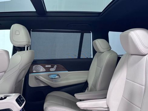 Certified 2023 Mercedes-Benz GLS 450 4MATIC image 22
