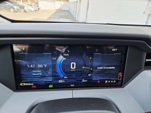 New 2027 Chevrolet Bolt LT w/ Comfort Package FWD image 16