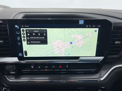 Used 2024 Chevrolet Silverado 3500 High Country image 13