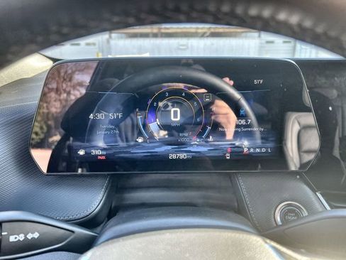 Certified 2025 Chevrolet Equinox LT w/ Convenience Package II image 4