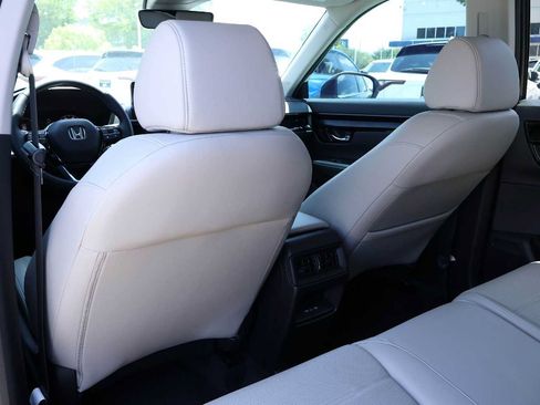 Used 2025 Honda CR-V EX-L image 12