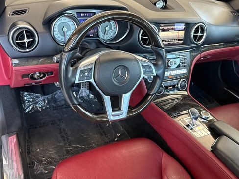Used 2016 Mercedes-Benz SL 550 image 13