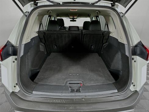 Used 2023 Nissan Rogue S AWD/4WD image 24