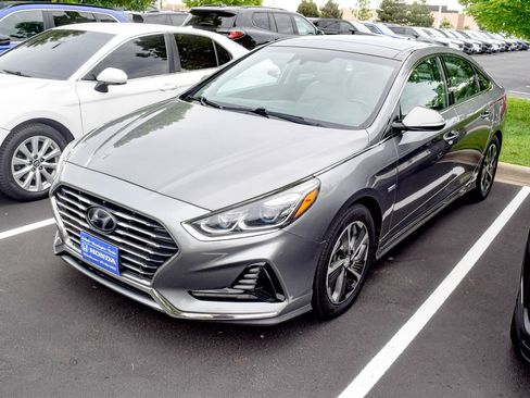 Used 2018 Hyundai Sonata Limited w/ Ultimate Package 02 FWD image 13