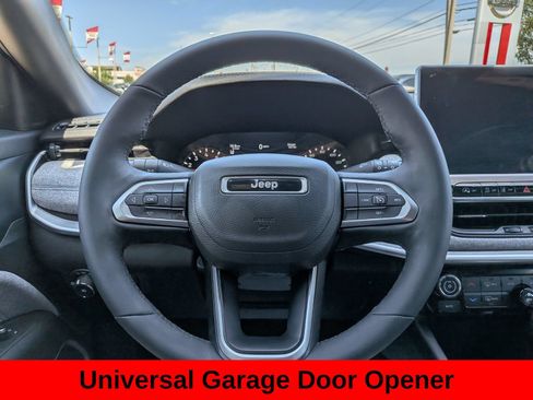 Used 2023 Jeep Compass Latitude w/ Convenience Group AWD/4WD image 14