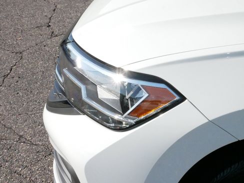 Certified 2024 Volkswagen Jetta Sport image 16